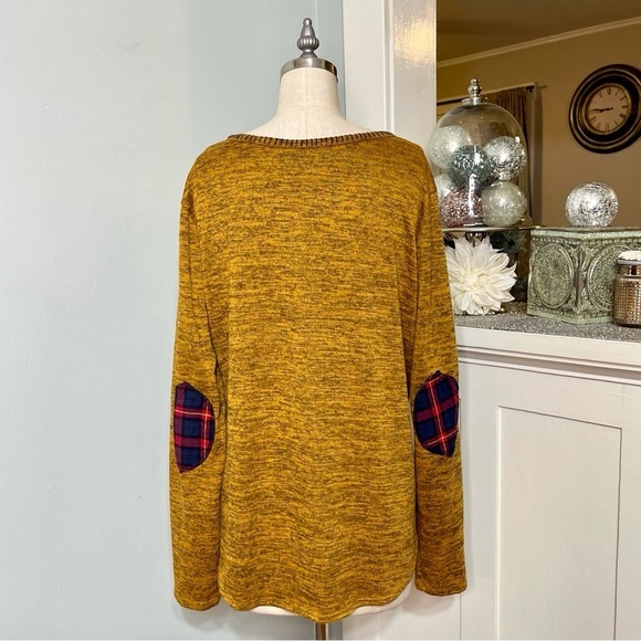 V-Neck Button Up Sweater with Elbow Patches Large - Picture 4 of 8